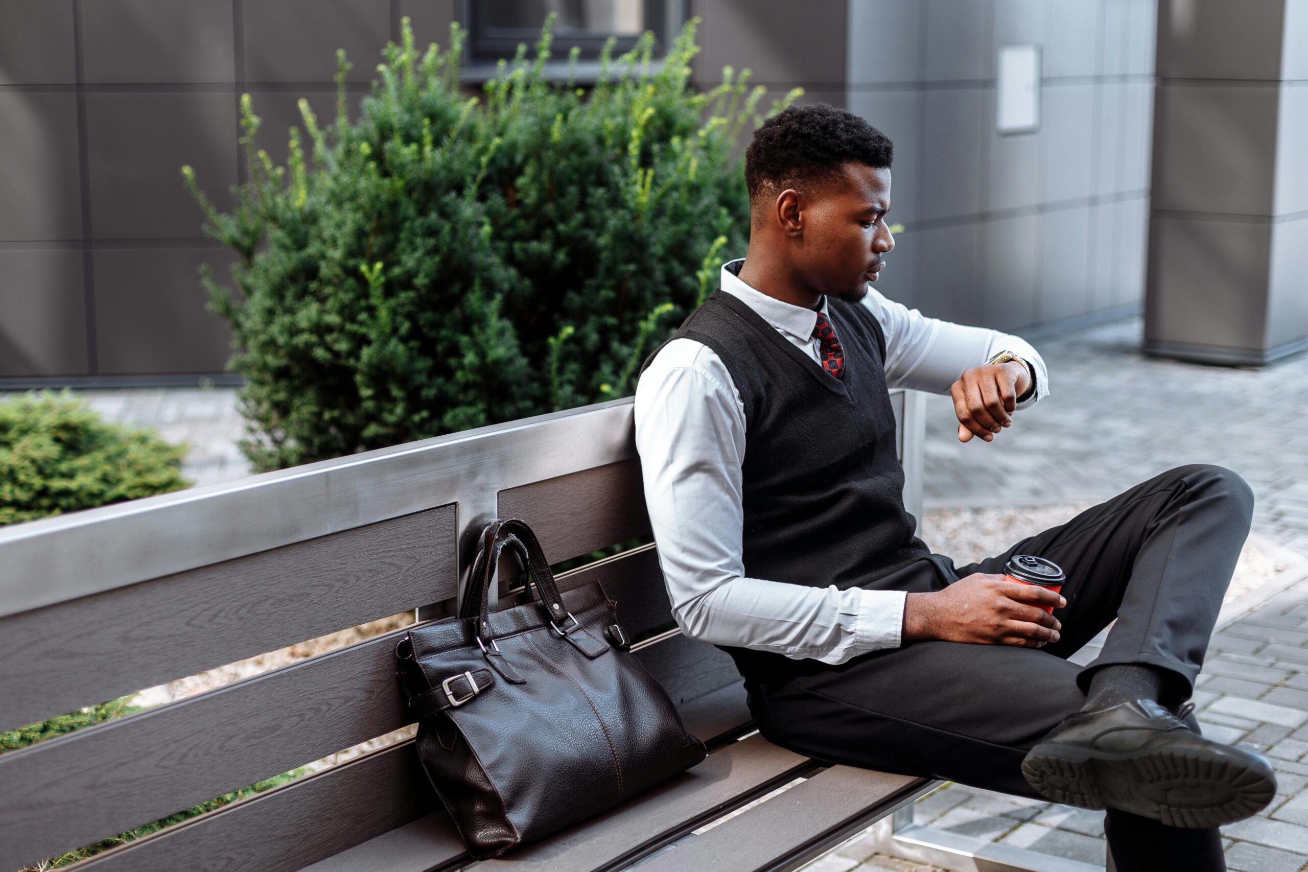 How Early to Show Up for an Interview